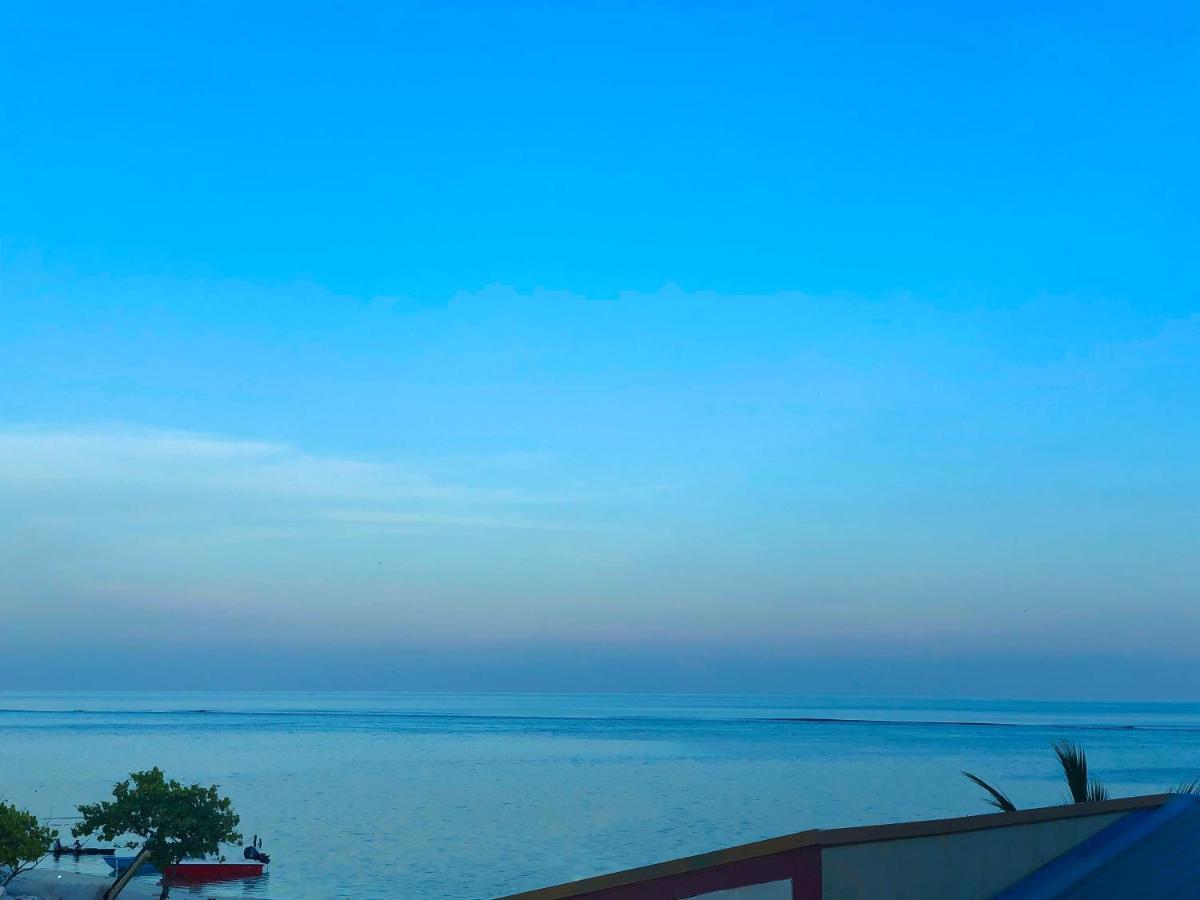 ホテル Island Ambience マーフシ エクステリア 写真